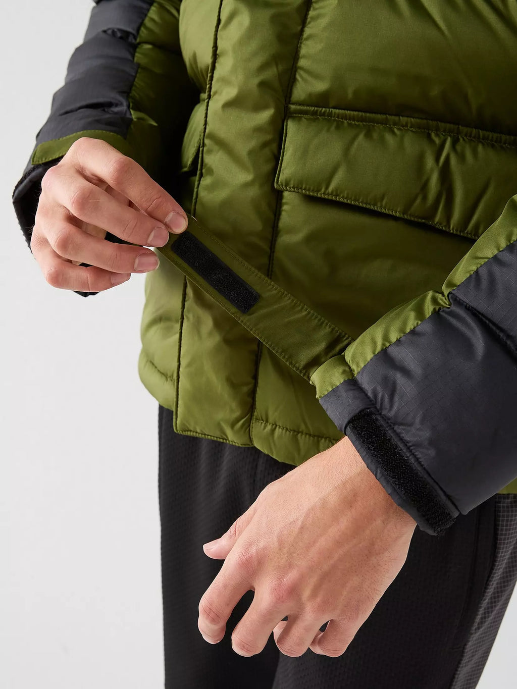 The North Face Men's Limbara Insulated Jacket - Green