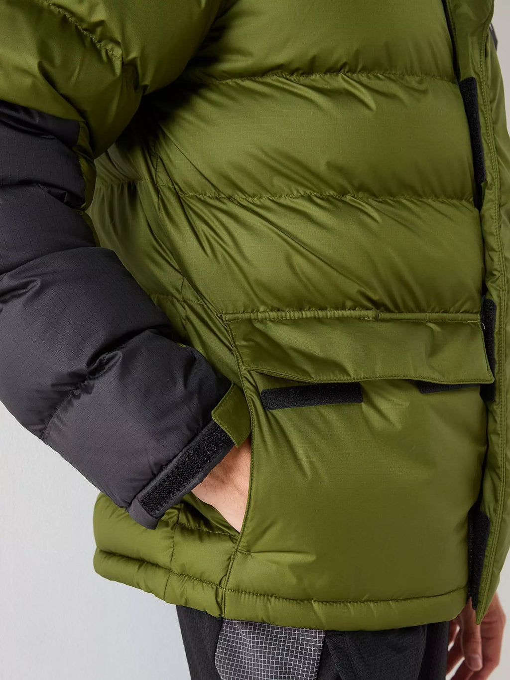The North Face Men's Limbara Insulated Jacket - Green